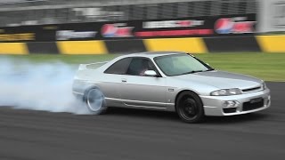 DR33GT SKYLINE FRYING TYRES AT POWERCRUISE 60