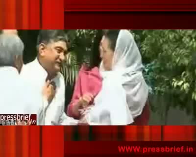 Sonia Gandhi sends chadar for Ajmer sharif on the eve of Urs,14th June 2010