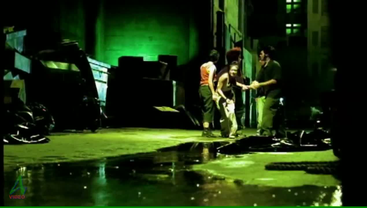 Linkin Park - One Step Closer (Official Music Video) [HD]