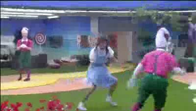 Celebrity big brother on Foam Fight  - Day 8 