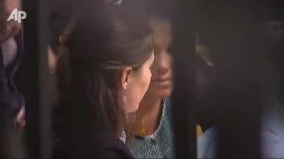 Amanda Knox Arrives in Court