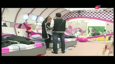 Bigg Boss 5 - Amar Upadhyay enters the House (10-October-2011)