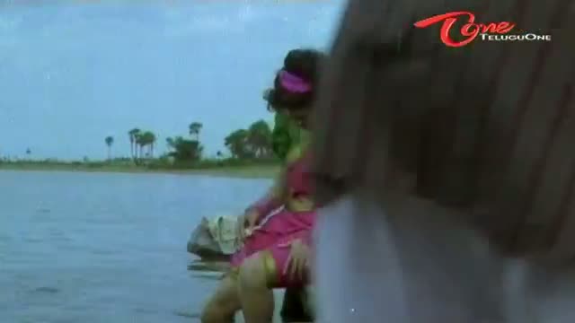 Maa Voori Maaraju - Telugu Songs - Edem Daruvuro - Soundarya - Arjun