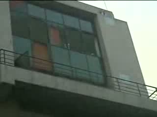 20 feared dead in fire at Kolkata hospital