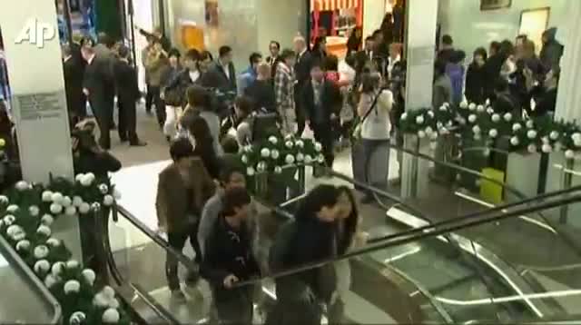 London Subway Strike Delays Shoppers