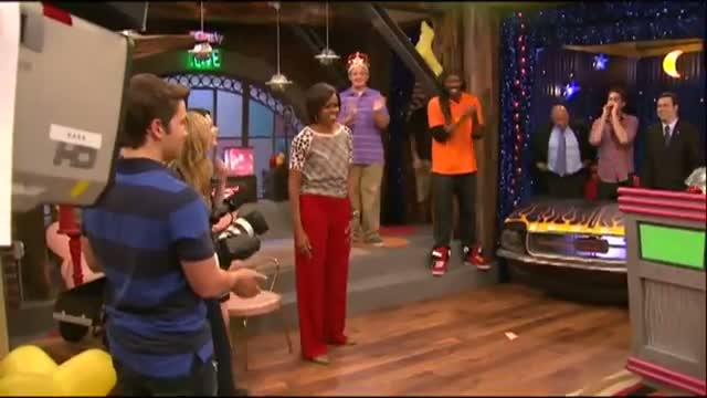 Michelle Obama dances on iCarly