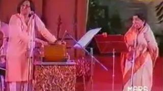 Vande Mataram - Lata Mangeshkar Live in Meri Awaz Hi Pehchan Hai Concert (Independence Day Special)