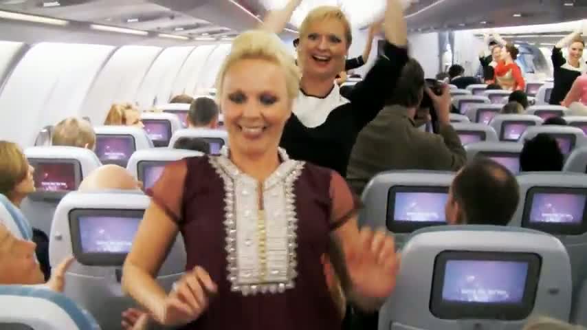 Surprise Dance on Finnair Flight to celebrate India's Republic Day 