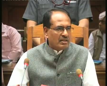 MP Govt agrees on CBI probe into IPS officer's killing