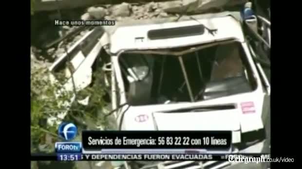 7.4 quake shakes Mexico, 100s of homes damaged video