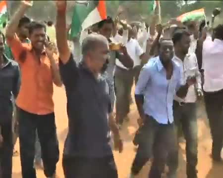 Congress wins Karnataka by polls