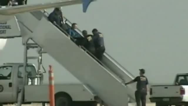 JetBlue pilot restrained on flight from New York to Las Vegas