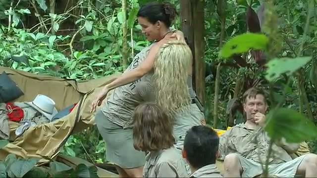 Torrie Wilson shows Janice Dickinson a few wrestling moves on "I'm a Celebrity Get Me Out of Here!" video