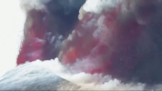 Raw Video - Italy's Mt. Etna Erupts
