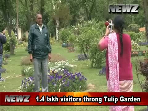 Record 1.4 lakh visitors throng Tulip Garden