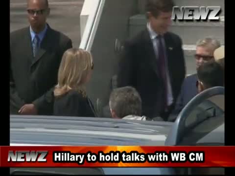 Hillary Clinton arrives in Kolkata