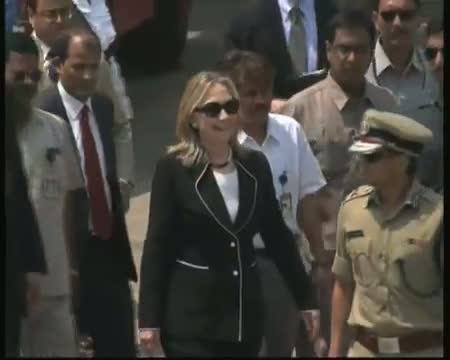 Hillary Clinton arrives in Kolkata; Iran, FDI on agenda
