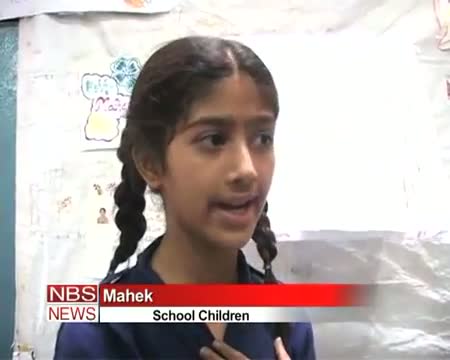 Children say 'Thank You' to their mothers