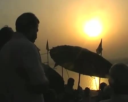 Solar eclipse ends; devotees take holy dip in Ganga