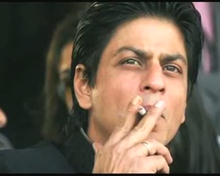 Rajasthan police summons SRK for smoking in public