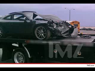 Lindsay Lohan Escapes Injury after Major Car Crash