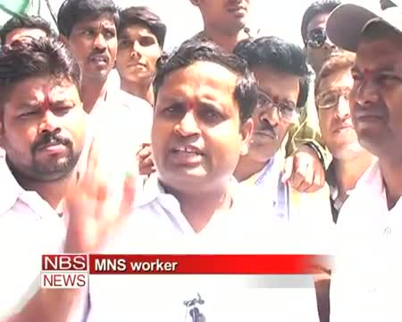 MNS activists attack toll posts in Maharashtra