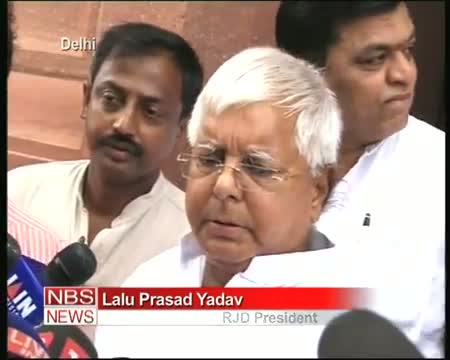Lalu urges opponents to support Ansari in VP election