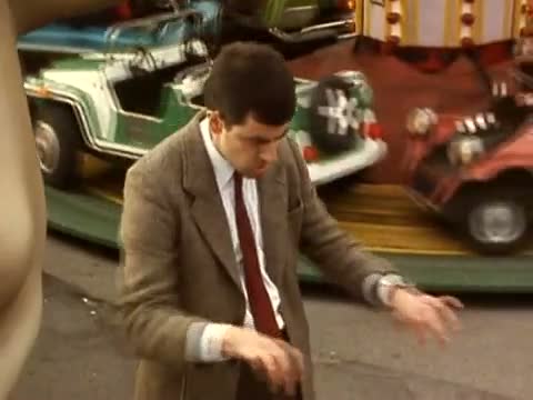 Mr Bean - Balloons for the Baby