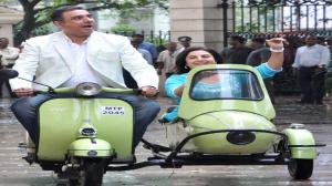 Farah-Boman's Scooter Ride - Bollywood Events