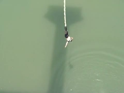 Bungee Jump accident miscalculation fail 