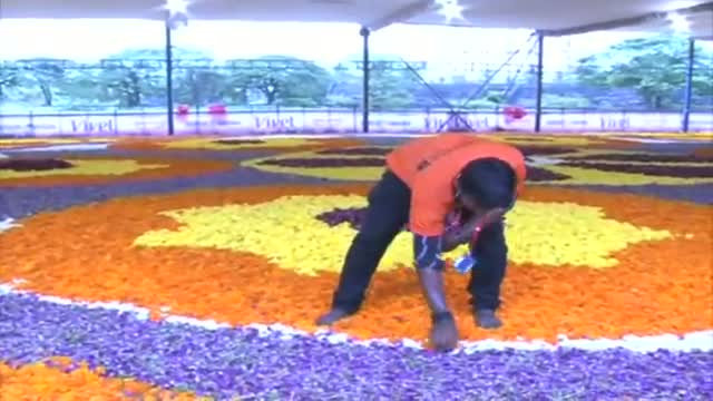 Kochi's World's largest floral carpet bid on eve of Onam