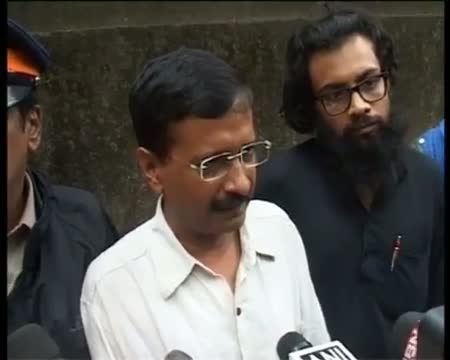 Drop sedition charges against Aem or face protest Kejriwal