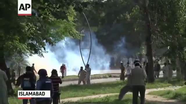 Pakistan Police Open Fire on Protesters