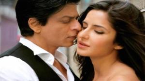 Shahrukh Khan tweets COZY picture with Katrina on TWITTER