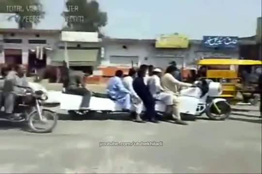 very funny Pakistani bike clips video video - id 3c1d919e7e - Veblr