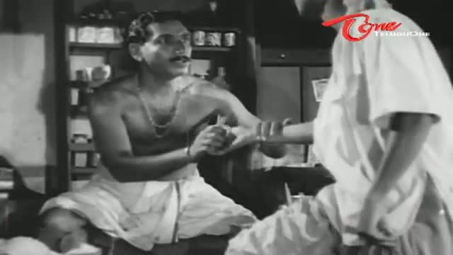 Telugu Comedy Scene From Shavukaru Movie - Relangi Flirts A Beautiful Girl - Telugu Cinema Movies