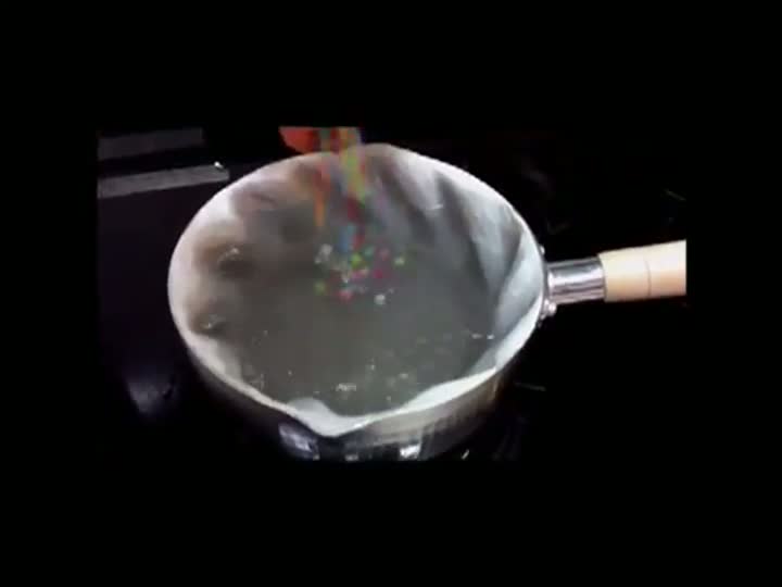 Japanese Dentist Invents Self Stirring Pot