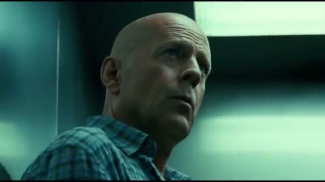 A Good Day to Die Hard Trailer Official (HD)