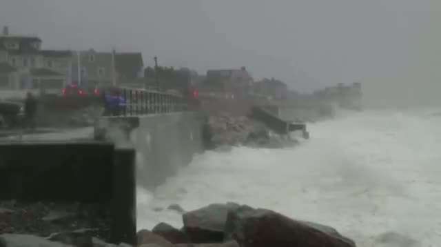 Raw - Waves Crashing in Massachusetts