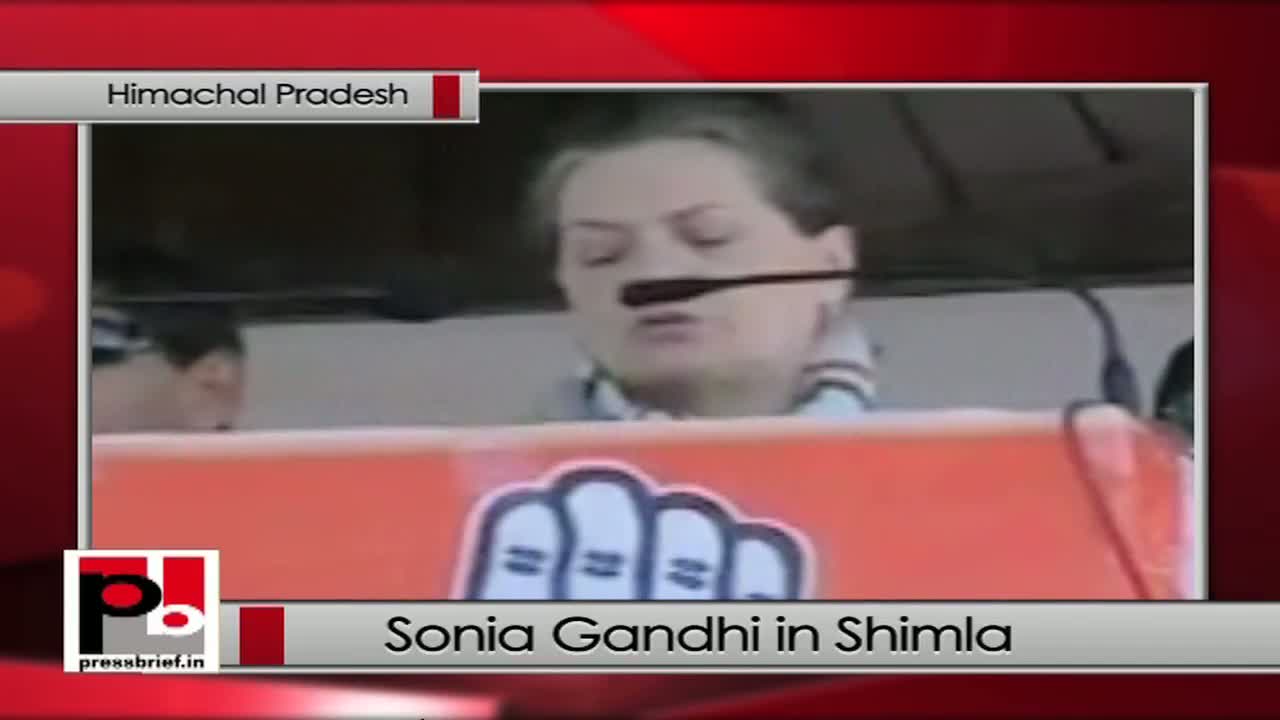 Sonia Gandhi in Shimla explains UPA policies for welfare of the women 