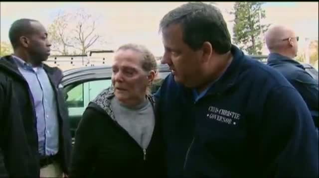 Raw - N.J. Gov. Meets With Sandy Victims