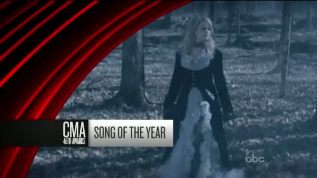 Blake Shelton Miranda Lambert - Win Song Of The Year 'Over You' - CMA Awards 2012
