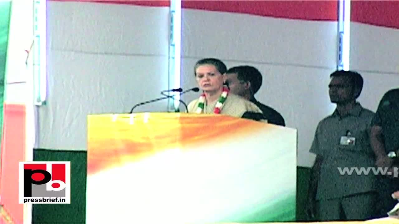  Sonia Gandhi in Delhi: No one can challenge Congressâ€™ commitment for secularism 