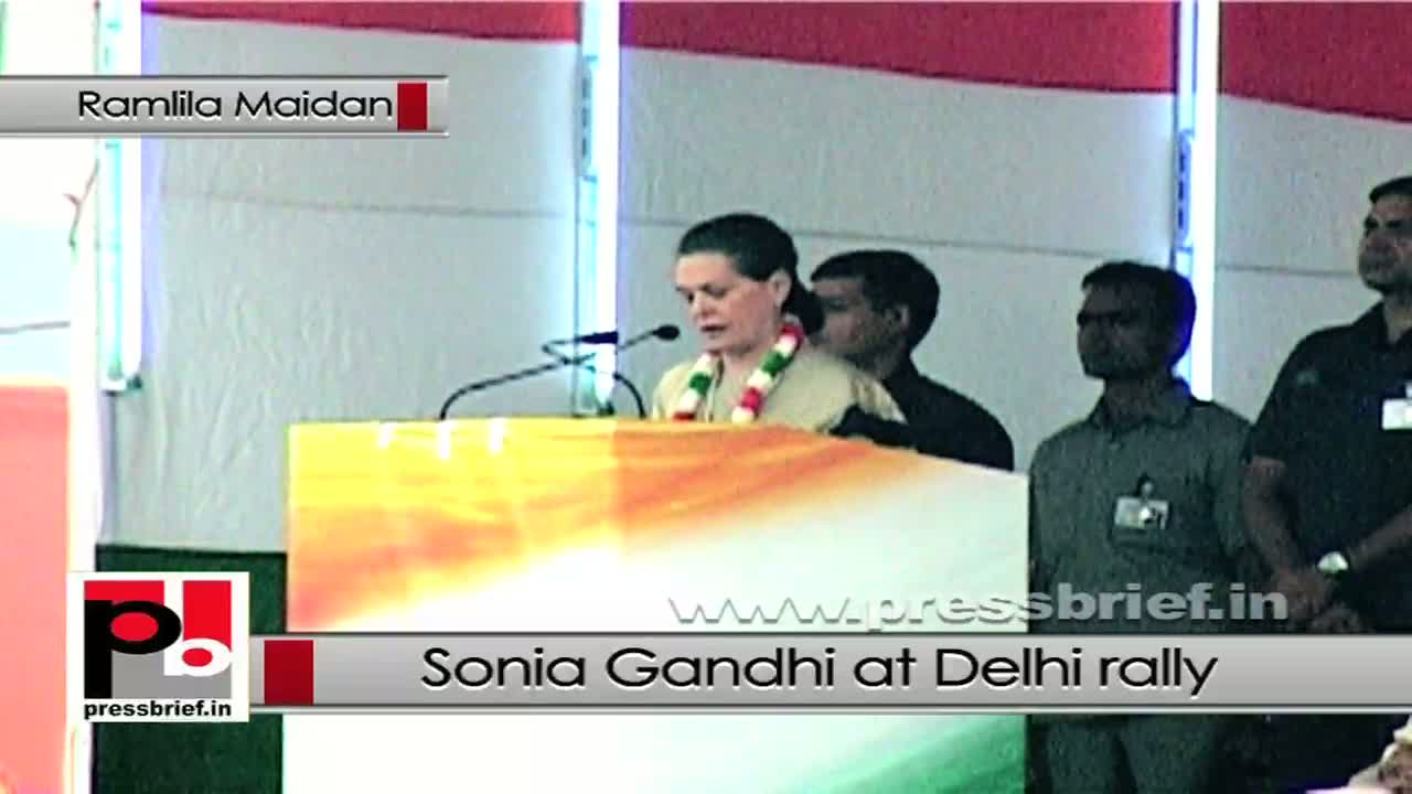 Sonia Gandhi in Delhi backs Congress-led UPA govtâ€™s reform measures 