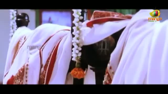 Shriya - Mogudu Pellam O Dongodu Songs - First Night Song - Brahmanandam, Raja - Telugu Cinema Movies