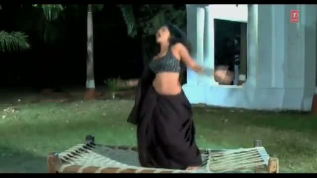 Mana Mor Batiya (Bhojpuri Hot & $exy Video) From Movie "Bhojpuriya Majdoor"