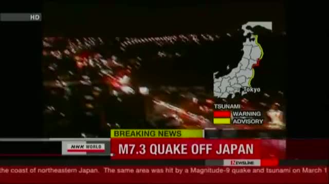 Raw - Powerful Earthquake Hits Japan