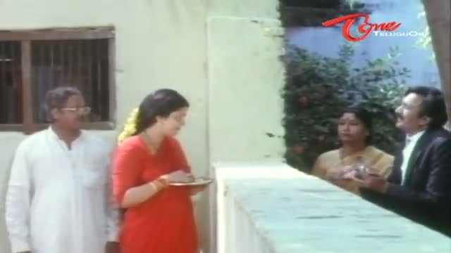 Telugu Comedy Scene From Repati Koduku Movie - Hilarious Rivalry Scene Between Narra Venkateswara Rao & Suttivelu - Telugu Cinema Movies