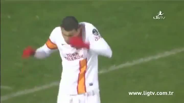 Smoke Bomb Explodes in Player's Face