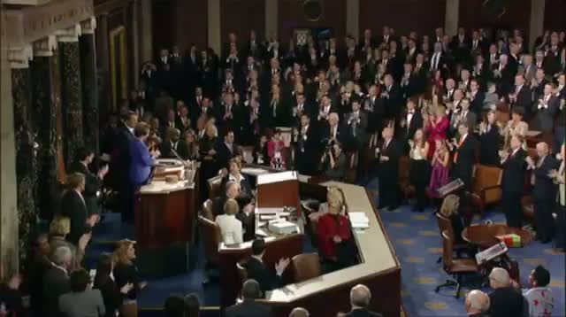 Boehner Keeps Job As New Congress Opens